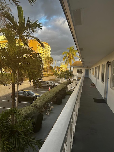 3220 NE 10th St Unit 15, Pompano Beach, FL 33062