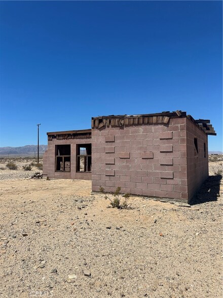 1234 Indian Trail, Twentynine Palms, CA 92277
