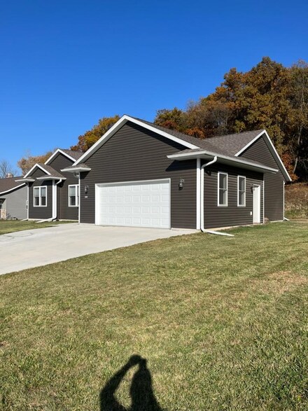 303 W Wilson St, Blanchardville, WI 53516