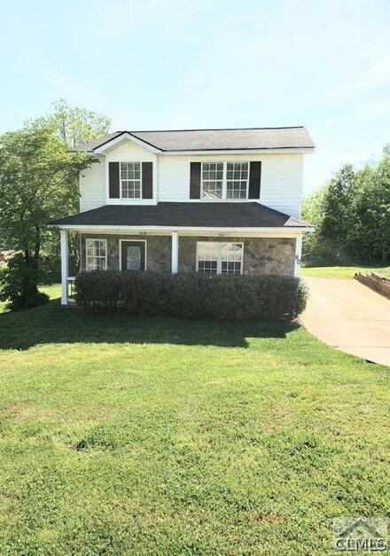 80 Parker St, Carnesville, GA 30521