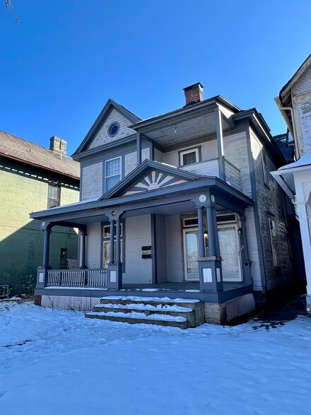 617 E Main St, Muncie, IN 47305