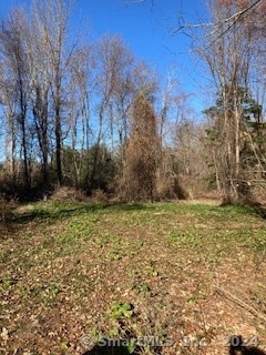 11 Cheney Rd, Pomfret Center, CT 06259
