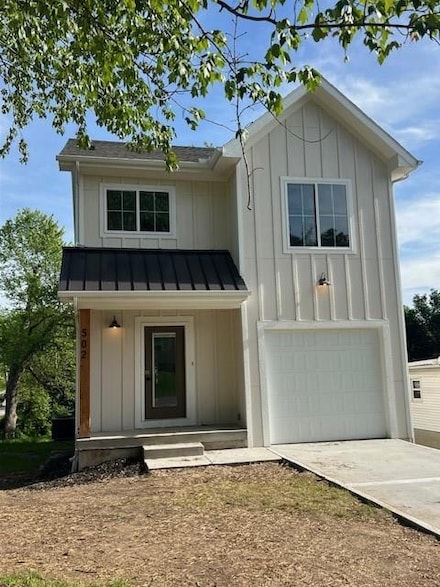 502 E Fair St, Independence, MO 64055
