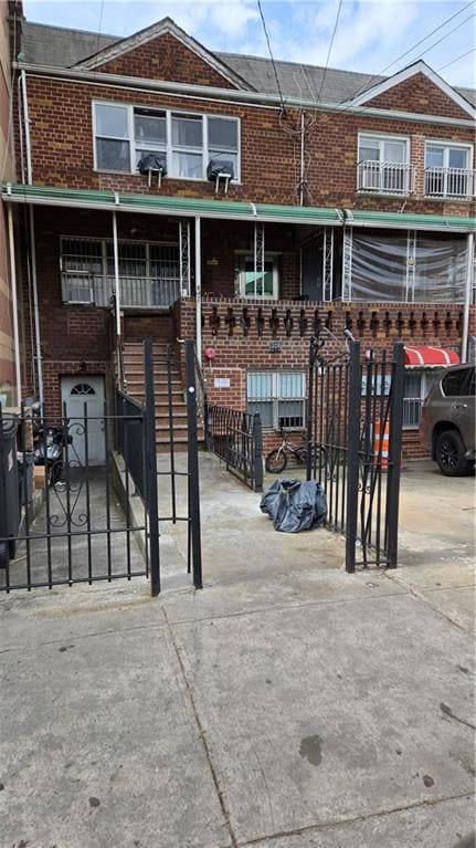 842 49th St, Brooklyn, NY 11220