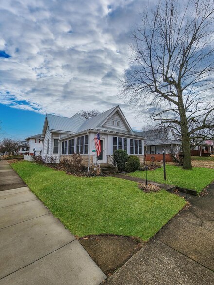 925 Vigo St, Vincennes, IN 47591