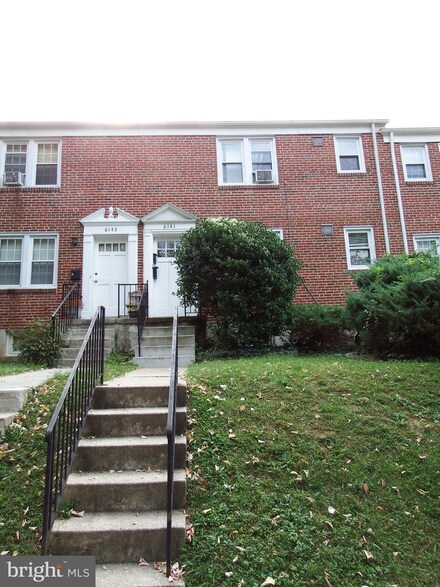 6141 Chinquapin Pkwy, Baltimore, MD 21239