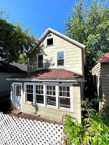 208 6th Ave, Bovey, MN 55709