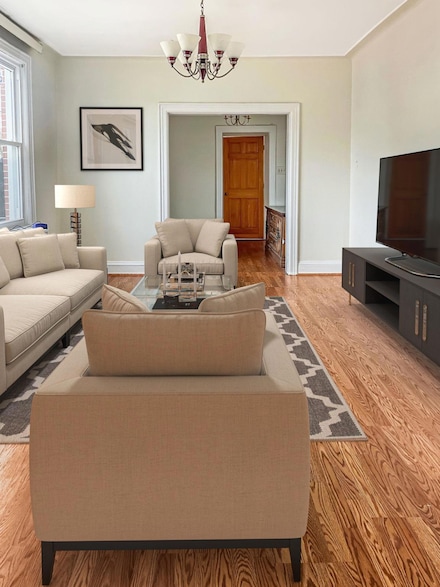 94-19 71st Ave, Forest Hills, NY 11375