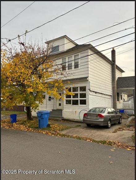 53 Sobieski St, Hanover Township, PA 18706