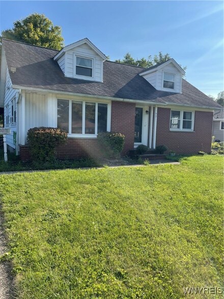 167 Harvard Ave, Depew, NY 14043