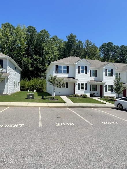 2010 Wiggins Village Dr, Youngsville, NC 27596