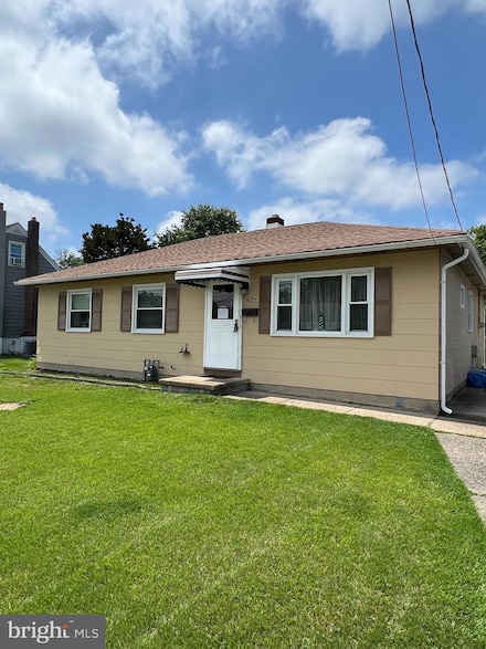 437 E Mill Rd, Maple Shade, NJ 08052