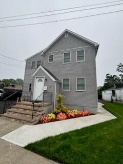 75 Carleton Ave Unit 1, Islip Terrace, NY 11752