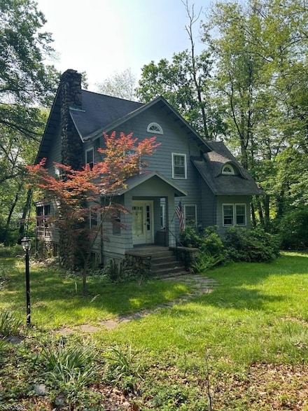 44 Hanover Rd, Mountain Lakes, NJ 07046