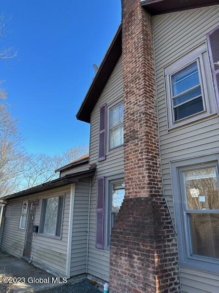 157 Helderberg Ave, Altamont, NY 12009