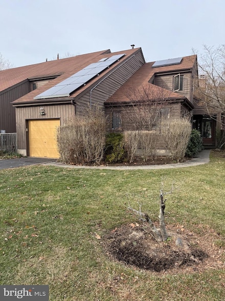 18 Jacob Ct, Ewing, NJ 08628