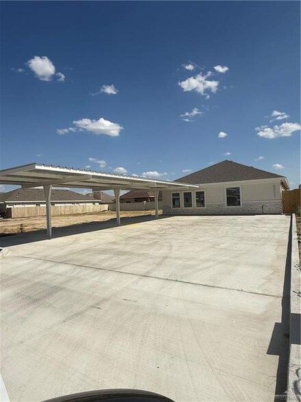 5311 Vision St Unit 1,2,3, Rio Grande City, TX 78582