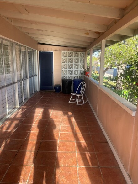 1600 Northwood Rd Unit 11 275F, Seal Beach, CA 90740