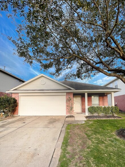 15303 Summerlyn Point Ln, Houston, TX 77053