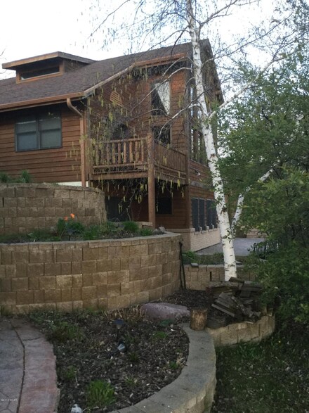 3694 Lakeview Dr, Gary, SD 57237