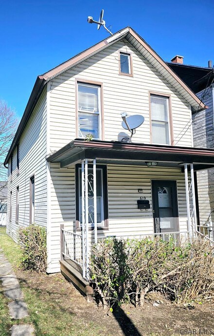 619 Grove Ave, Johnstown, PA 15902