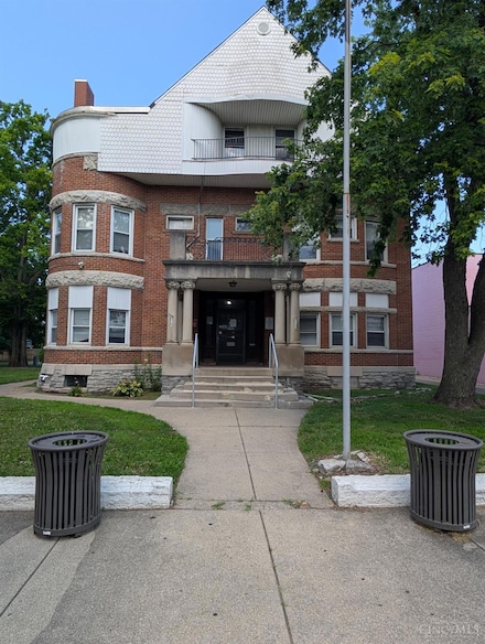 439 S 2nd St, Hamilton, OH 45011