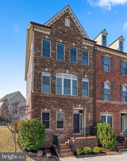 9134 Kenway Ln, Frederick, MD 21704