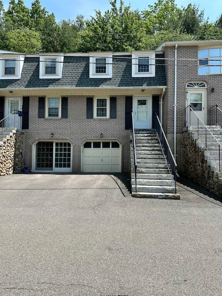 18 Cannongate Rd Unit 18, Nashua, NH 03063