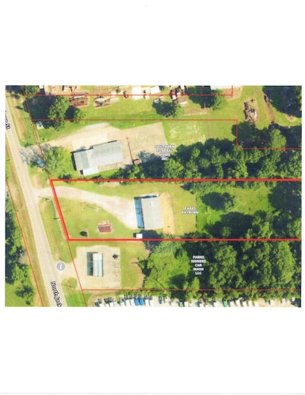 1010 N Jackson St, Houston, MS 38851