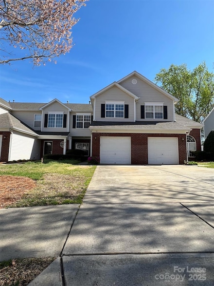 12211 Stratfield Place Cir, Pineville, NC 28134
