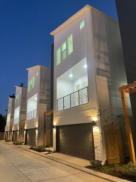 810 Elkhart St Unit B, Houston, TX 77091