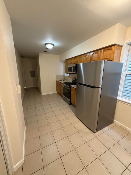 621 38th St Unit 3, Union City, NJ 07087