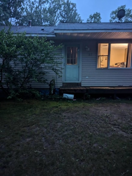 197 E Cedar Rd, Twin Lake, MI 49457