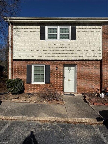 211 Northpoint Ave Unit A, High Point, NC 27262