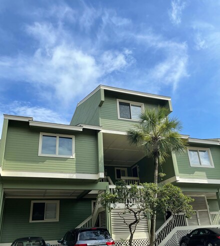 6 Mariners Walk Unit E, Isle of Palms, SC 29451
