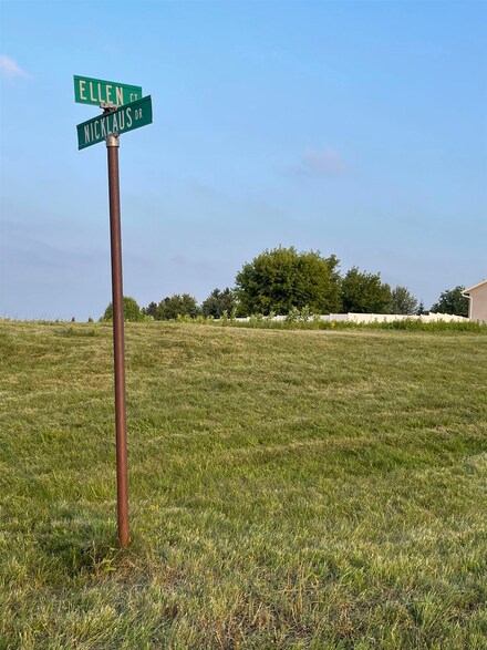1401/1403 Ellen Ct, Merrill, WI 54452