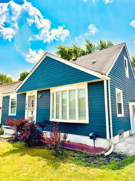1919 W 14 Mile Rd, Royal Oak, MI 48073