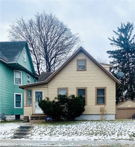 797 Bay St, Rochester, NY 14609