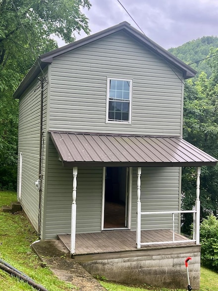 6159 Kentucky 7, Garrett, KY 41630