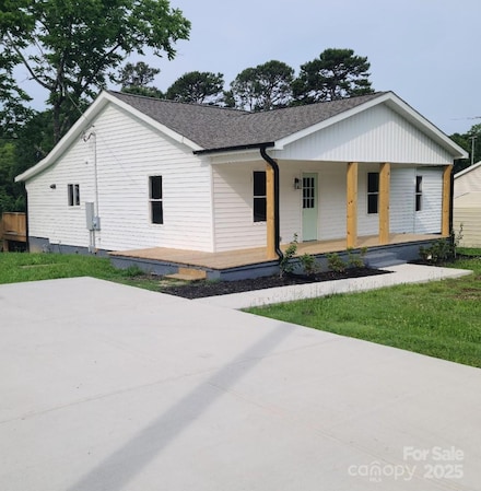 1018 Union St, Maiden, NC 28650