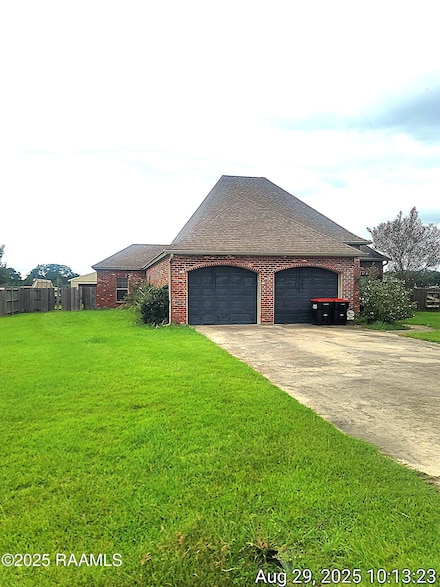202 Beringer Dr, Duson, LA 70529