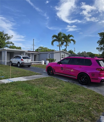 611 SW 64th Way, Pembroke Pines, FL 33023