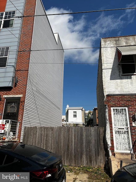 639 Cantrell St, Philadelphia, PA 19148