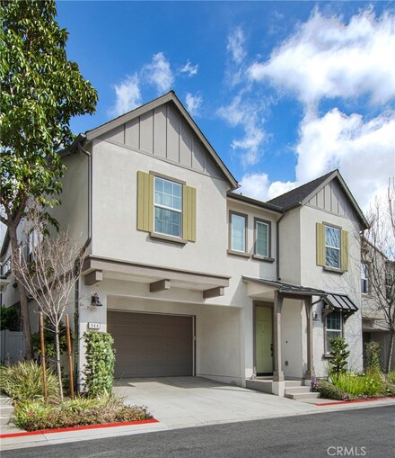 944 Aurora Ln, Costa Mesa, CA 92626