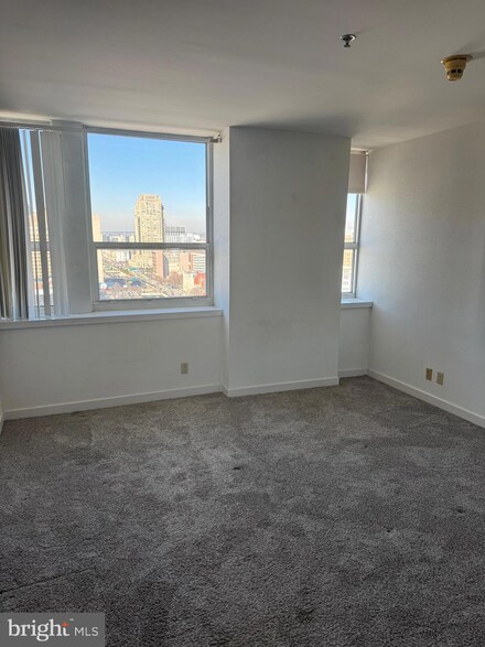 1100 Vine St Unit P215, Philadelphia, PA 19107