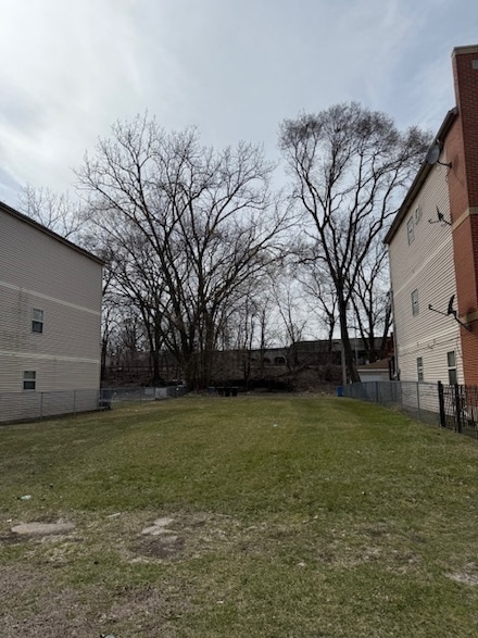 7912 S Parnell Ave, Chicago, IL 60620