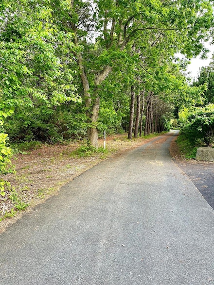 1818 County Road 39, Southampton, NY 11968