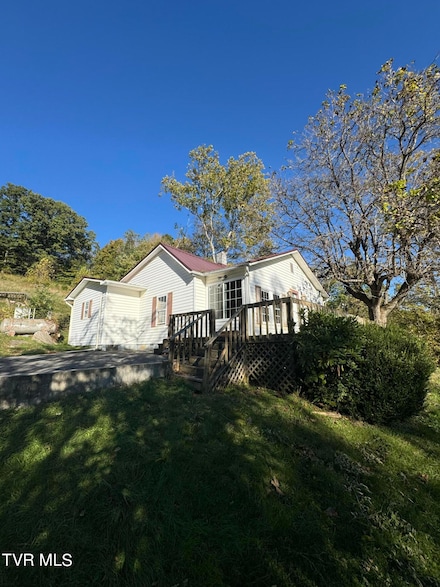 10113 Redwood Cir, Bristol, VA 24202