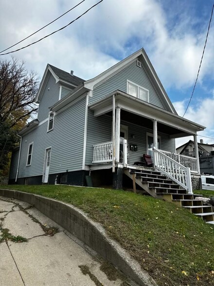 17 N 1st St Unit 1, Madison, WI 53704