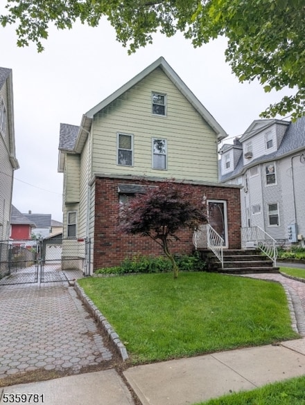 46 Oakwood Ave, Kearny, NJ 07032